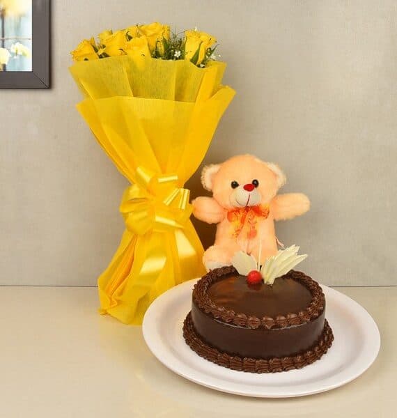 Yellow Roses Combo