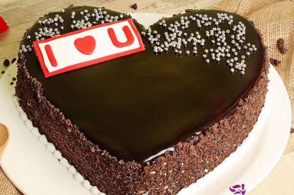 eggless heart shape chocolate cake