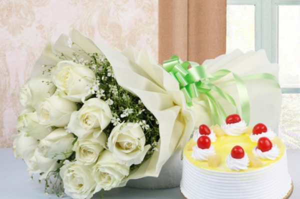 white Roses & Cake Combo