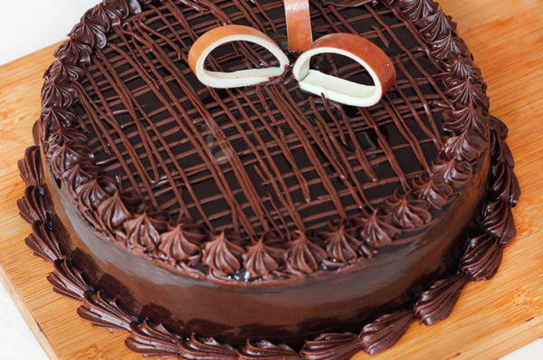 creamy chocolate cake