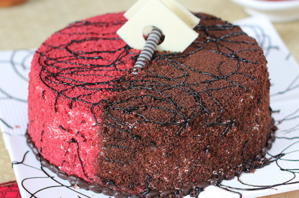 Chocolate and red velvet mixed cake