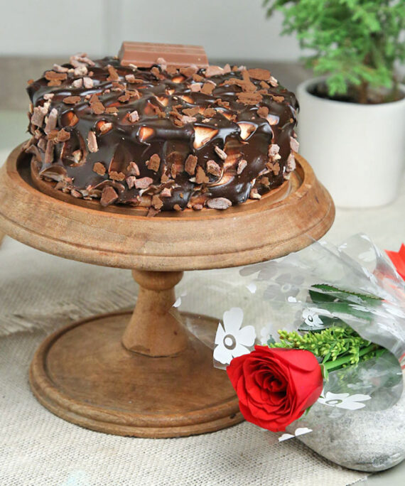 chocolate KitKat cake with red rose