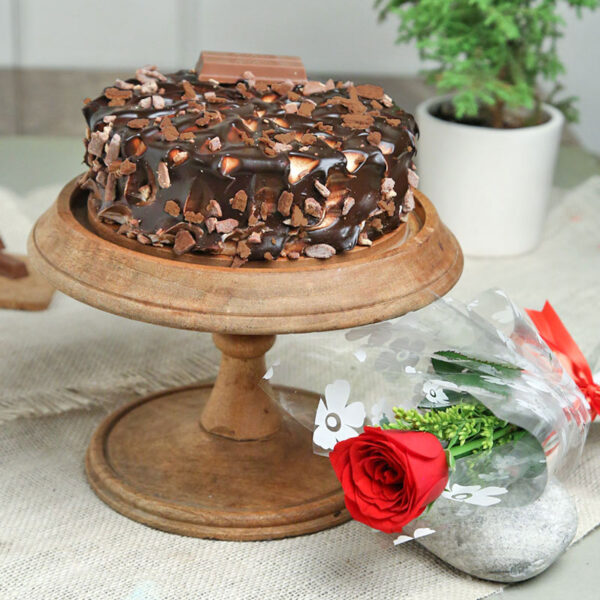 chocolate KitKat cake with red rose