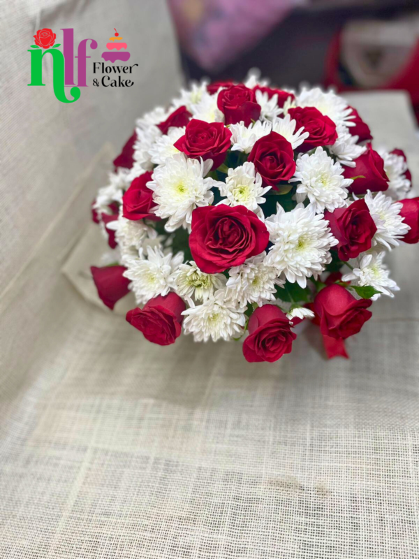 Rose & Daisy Combo | New Lucky Flowers and Cakes | Best Florist in Udiapur